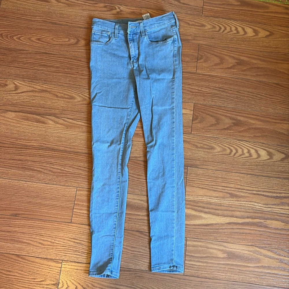 Women’s Levi 720 jeans size 27x30
